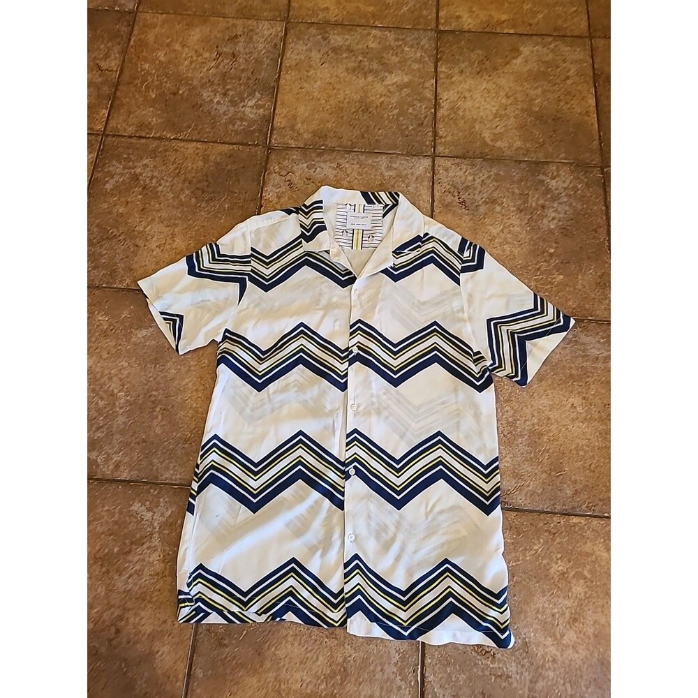 DENIM & FLOWER Mens M Chevron Blue Yellow White Short Sleeve Shirt Rayon